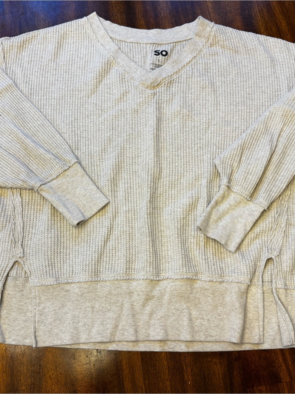 SO Women's Cream Waffle-Knit V-Neck Sweater Large Oversize
